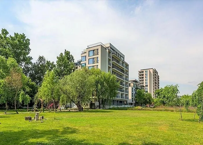 Апартаменти Fantastic View - Northside Park Бухарест